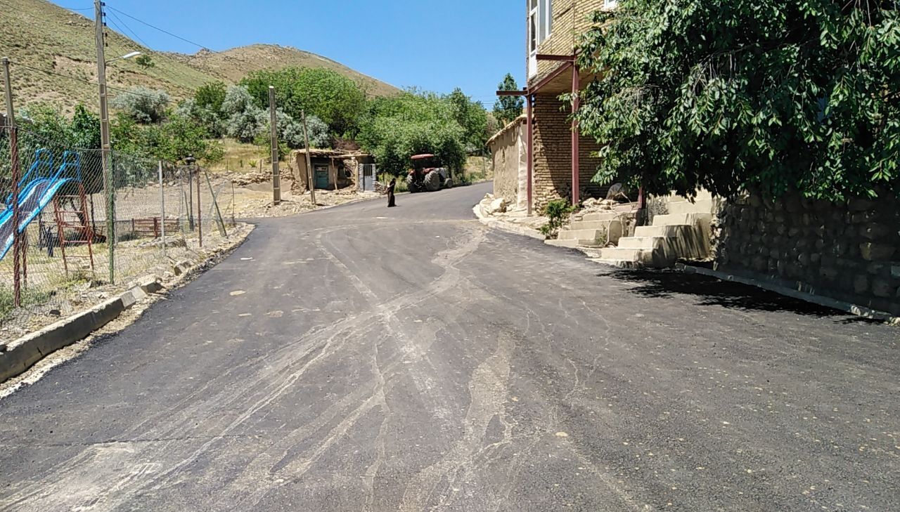 فرماندار: معابر ١٣ روستای شهرستان سنقروکلیایی امسال آسفالت می‌شود