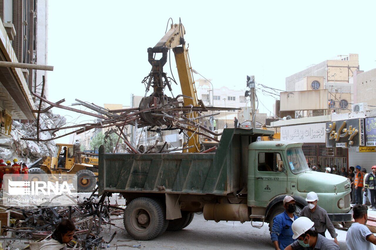 مروری اجمالی بر اقدامات مدیریتی در حادثه متروپل آبادان