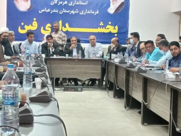 وضعیت تامین آب برای ۱۲ هزار و ۶۰۰ نفر از جمعیت بخش فین بندرعباس بهبود می یابد