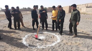 ساخت ۱۲ مجموعه ورزشی رو باز با روکش چمن در منطقه سیستان آغاز شد