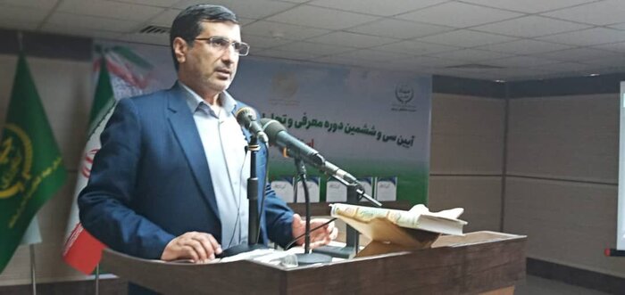 کشاورزان نمونه بخشهای مختلف حوزه کشاورزی استان کرمانشاه تجلیل شدند