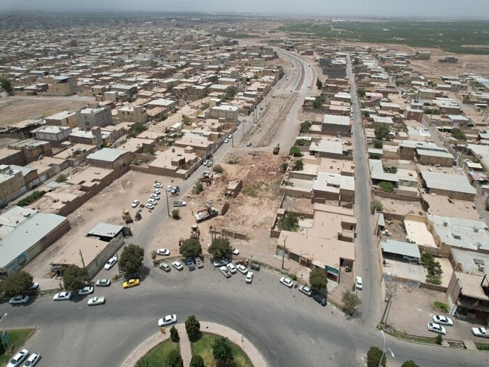 تخریب ۳ خانه در مسیر یک بزرگراه رفسنجان/وقتی مجریان هم ناراحتند