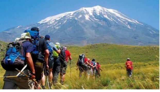 همایش سراسری صعود به قله آق داغ خلخال برگزار می‌شود