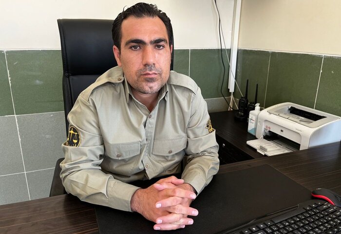 محیطبان نمونه کشور: جزیره خارگ نیازمند یگان دریایی تخصصی است