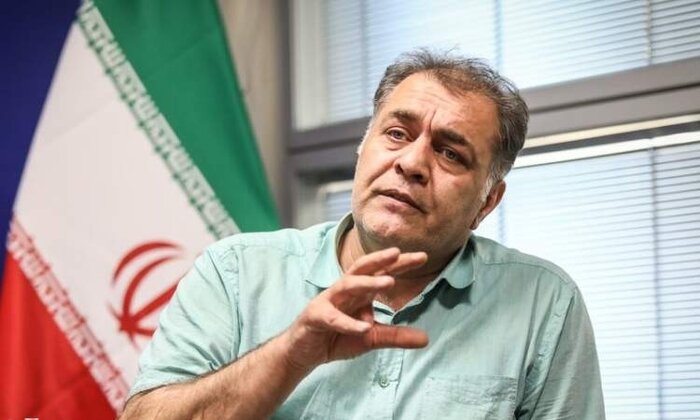 کتابفروشانی از پرداخت مالیات معاف هستند که فقط کتاب بفروشند