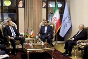 وزير التراث الايراني لوزير الثقافة الاذربيجاني : يجب تدمير الجدران التي تفصل بين الشعوب