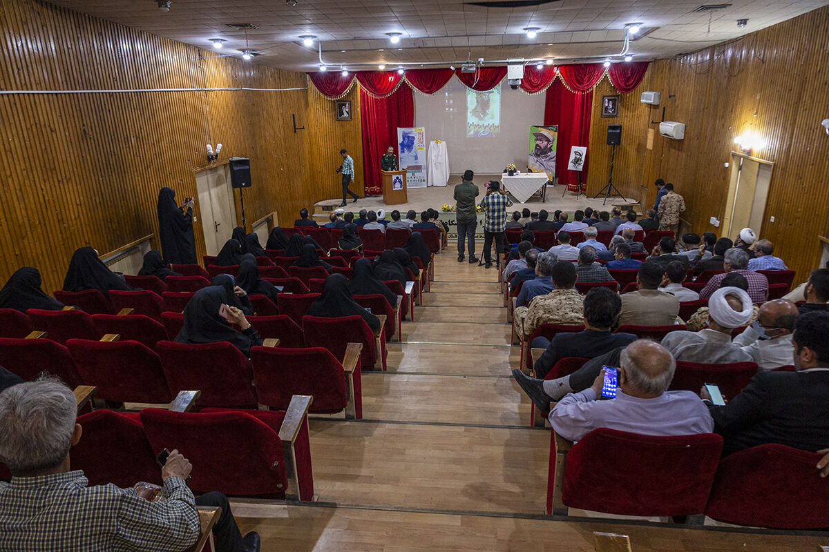 فرمانده سپاه گلستان: تبیین شخصیت شهید چمران برای نسل امروز ضروری است