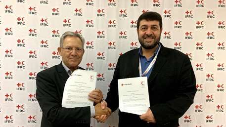 La Media Luna Roja iraní y la Cruz Roja Española firman un memorando de cooperación