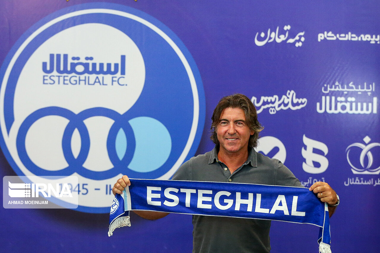 حمله فرهاد مجیدی به اردوی استقلال در روز معرفی جانشینش