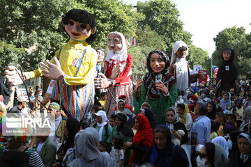 Iran : ouverture du 27e Festival international de théâtre pour enfants et adolescents