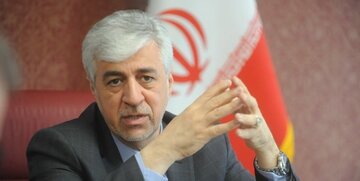 وزیر ورزش راهی باکو شد