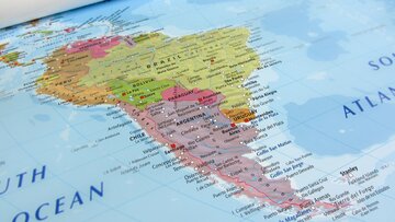 چرا مقابله با هژمونی آمریکا در آمریکای لاتین گسترش یافته است؟