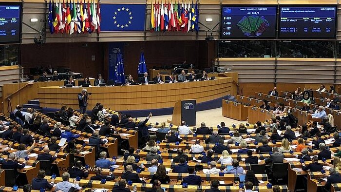 اطمینان شورای اروپا از توافق برای اعطای وضعیت نامزدی به اوکراین 
