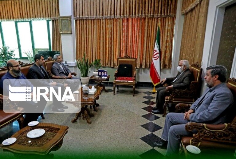 استاندار همدان: تعامل کمیته امداد و دولت برای اشتغالزایی بسیار مفید و موثر است