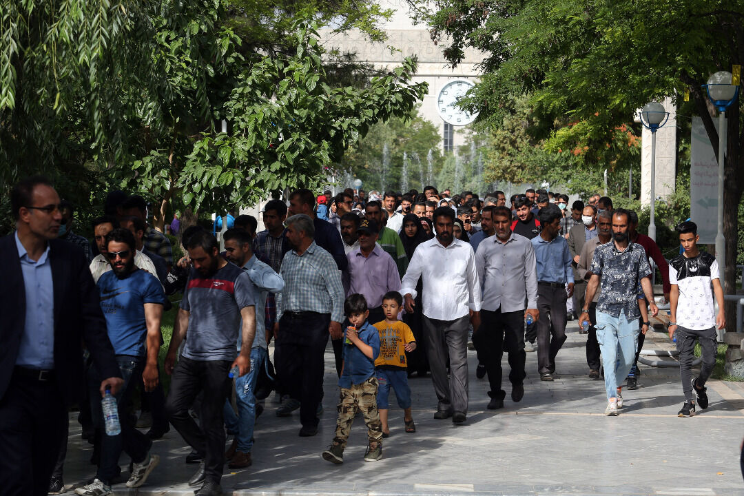 همایش پیاده‌روی خانوادگی باغبانان مشهدی برگزار شد 