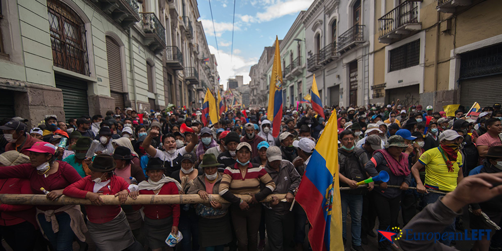 Presidente de Colombia ante una disyuntiva: negociar o destitución