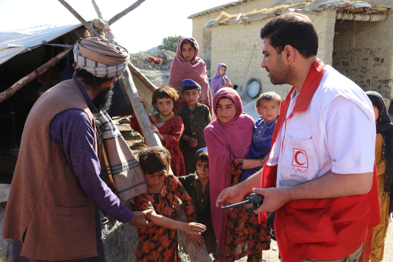 امدادرسانی ایران در مناطق زلزله‌زده افغانستان به روایت تصویر