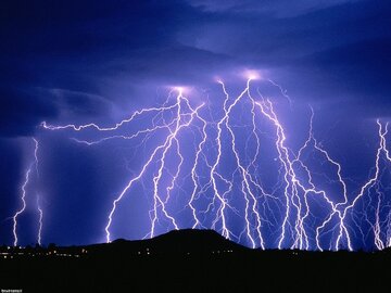 هواشناسی نسبت به وقوع رگبار  و رعد و برق در برخی مناطق استان اردبیل هشدار داد