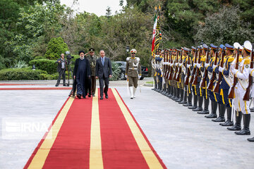 Iran president officially welcomes Iraqi PM