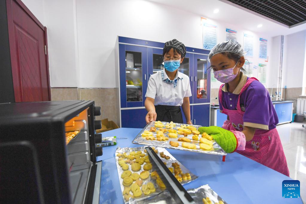 تمرکز نظام آموزش چین بر غنیسازی اوقات دانشآموزان