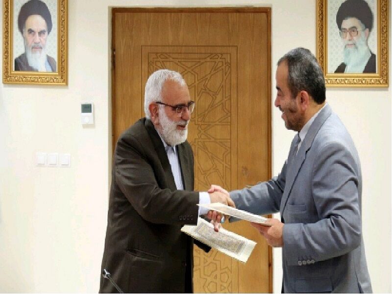 کمیته امداد و استانداری خراسان جنوبی تفاهمنامه امضا کردند کمیته امداد و استانداری خراسان جنوبی تفاهمنامه امضا کردند