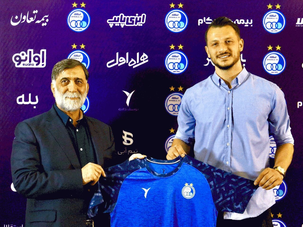 هوایی شدن ستاره مدنظر استقلال در روز جدایی پیرمرد سرشناس از جمع سرخپوشان