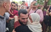 آزادی اسیر فلسطینی پس از ۱۵ سال حبس در زندان‌ صهیونیست‌ها