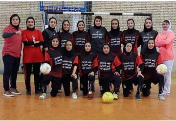 تیم آریا پاک البرز به رقابت های لیگ برتر فوتسال بانوان کشور صعود کرد