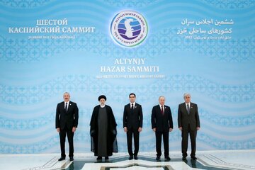 Il est nécessaire de préserver la région de la mer Caspienne en tant que «région de paix et d'amitié» (Président iranien)