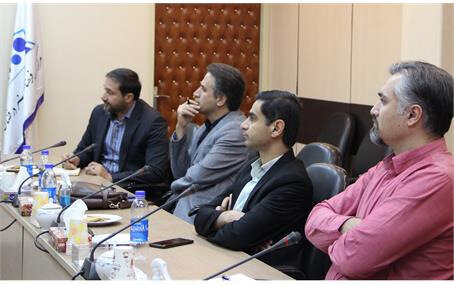 تاکید بر افزایش امنیت کودکان و نوجوانان در فضای مجازی