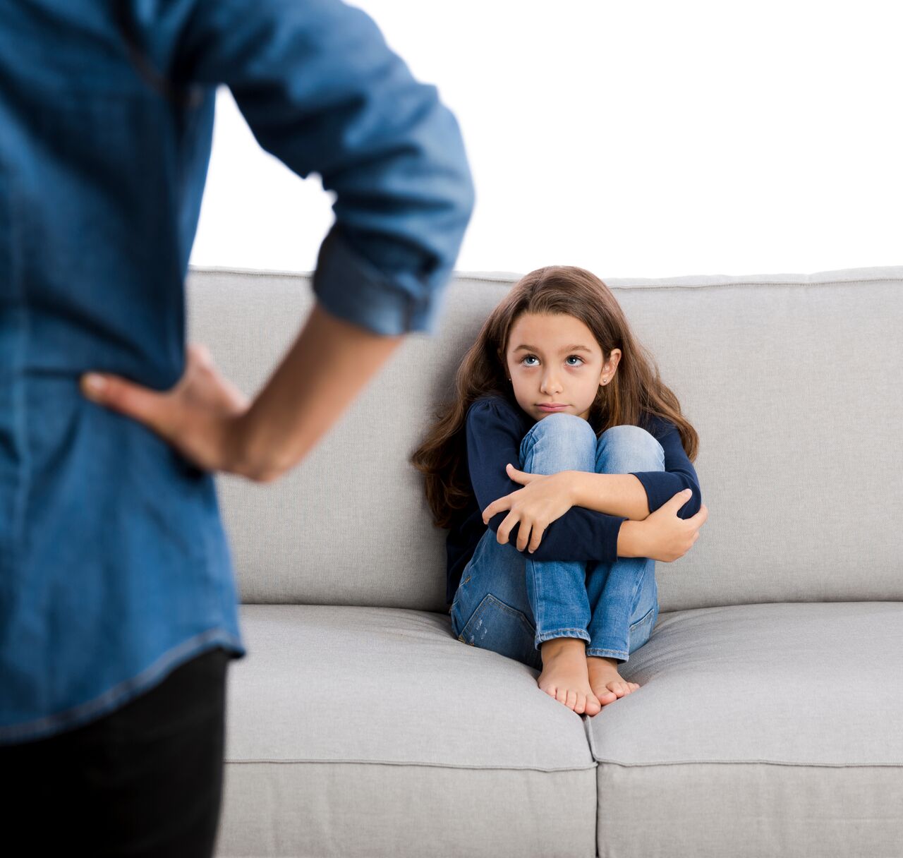 ۸ نشانه والدین سمی که باید از آنها آگاه بود ۸ نشانه والدین سمی که باید از آنها آگاه بود