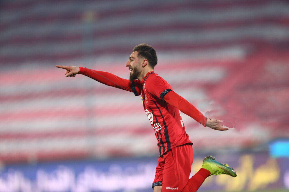 رونمایی از خرید خارجی استقلال در روز ناکامی پرسپولیس در جذب مهاجم لژیونر