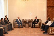 El ministro de Relaciones Exteriores de Irán se reúne con el presidente sirio en Damasco