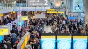 صف‌های طولانی در فرودگاه‌های اروپا؛ مقامات به دنبال برون‌رفت از بحران