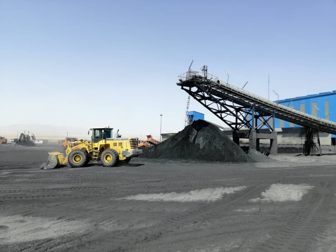 یک شرکت صنعتی معدنی در شهرستان اردکان افتتاح شد