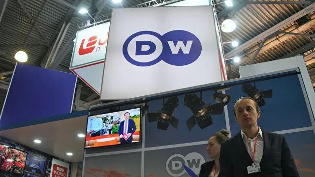 Turkey bans Deutsche Welle, Voice of America