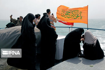 Flower-laying ceremony of martyrdom site of Iran flight passengers in Persian Gulf