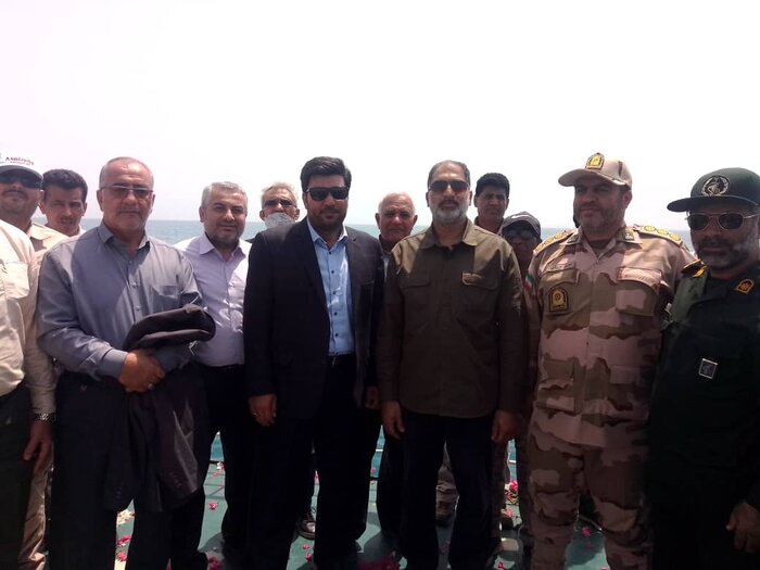 شهادتگاه قربانیان جنایت ۳۴ سال پیش آمریکا در خلیج فارس گلباران شد