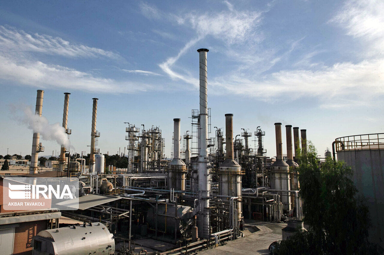 همکاری فراسرزمینی پالایشگاهی، بازار فروش نفت ایران را گسترش می‌دهد