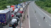 اعتراض رانندگان انگلیسی به افزایش افسارگسیخته بهای سوخت