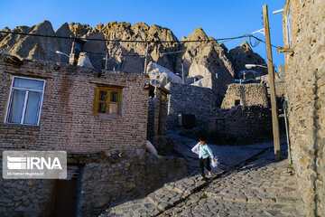 Iran: le village troglodyte de Kandovân