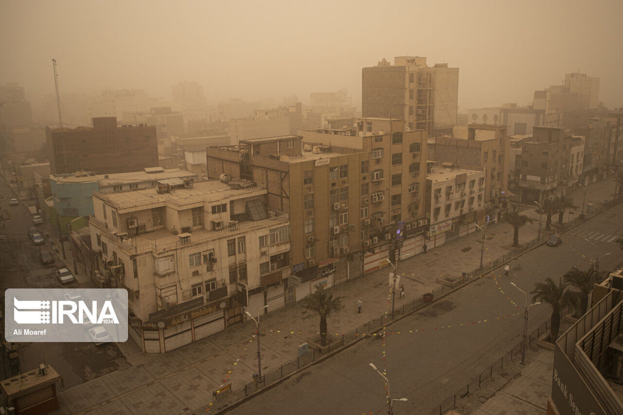 گرد و خاک خوزستان، ۶۱۲ نفر را راهی بیمارستان‌ها کرد