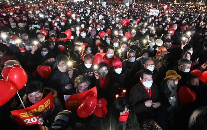 روایتی از یک خبر | چرا محبوبیت رئیس جمهوری کره جنوبی رو به افول است؟