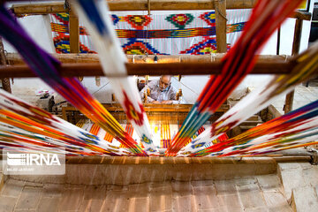 Iran : Darayi-Bafi, un art du tissage, vieux de 800 ans dans la province de Yazd