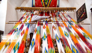 Iran : Darayi-Bafi, un art du tissage, vieux de 800 ans dans la province de Yazd