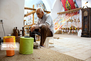 Iran : Darayi-Bafi, un art du tissage, vieux de 800 ans dans la province de Yazd