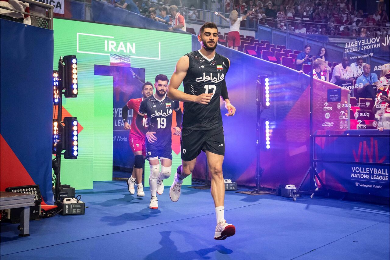 اسماعیل‌نژاد: بازیکنان ایران مقابل لهستان از جان و دل مایه گذاشتند