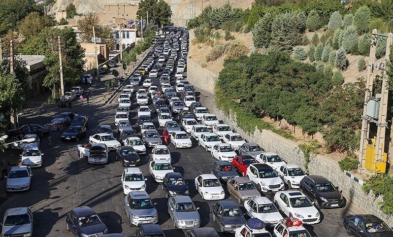 ترافیک سنگین در آزاد راه های قزوین/مسافران زمان سفر خود را مدیریت کنند