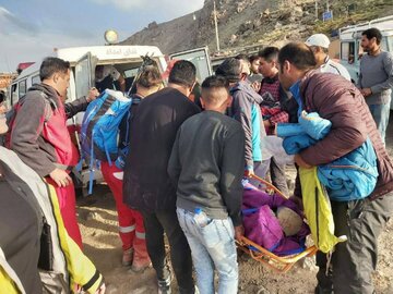 امدادگران مشگین‌شهری کوهنورد ۳۴ ساله را در دامنه‌های کوه سبلان نجات دادند