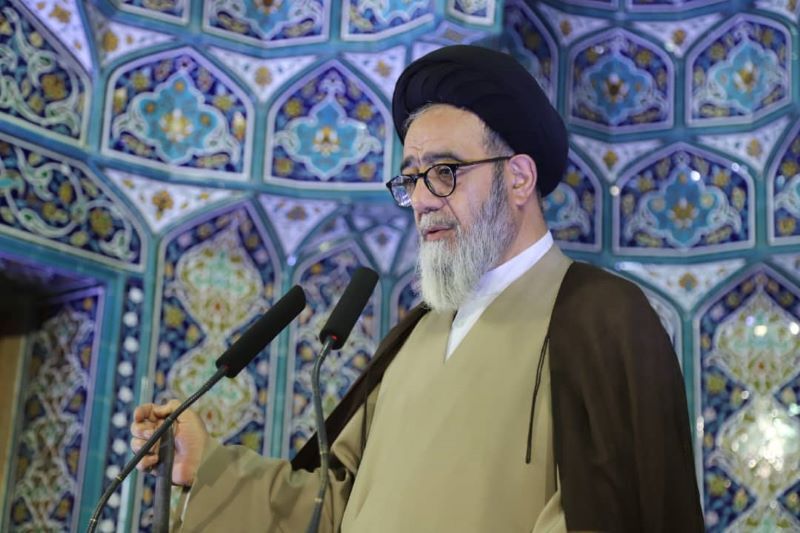 امام جمعه تبریز: دشمن مشغول تحریک گسل‌های قومیتی و مذهبی است